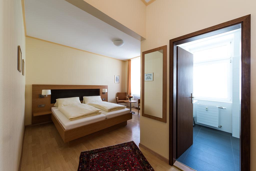 Hotel Hirschen Konstanz Eksteriør bilde