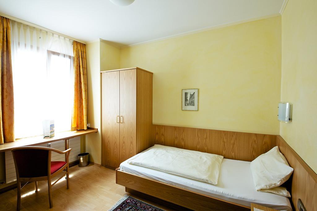 Hotel Hirschen Konstanz Eksteriør bilde