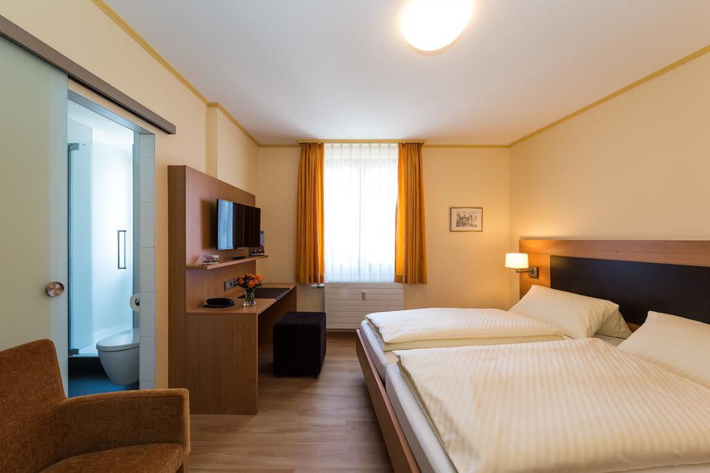 Hotel Hirschen Konstanz Eksteriør bilde